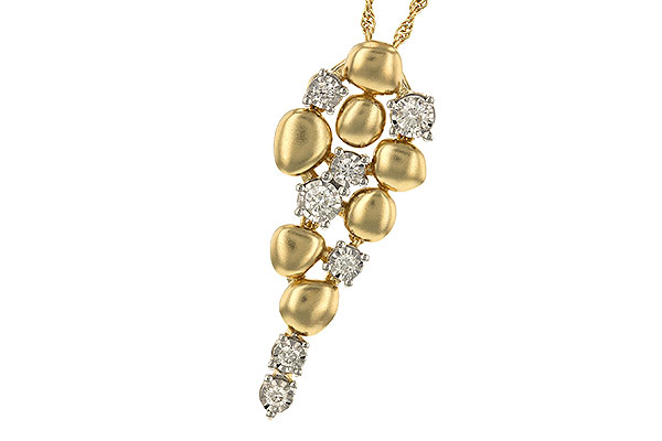C329-46040: NECKLACE .25 TW