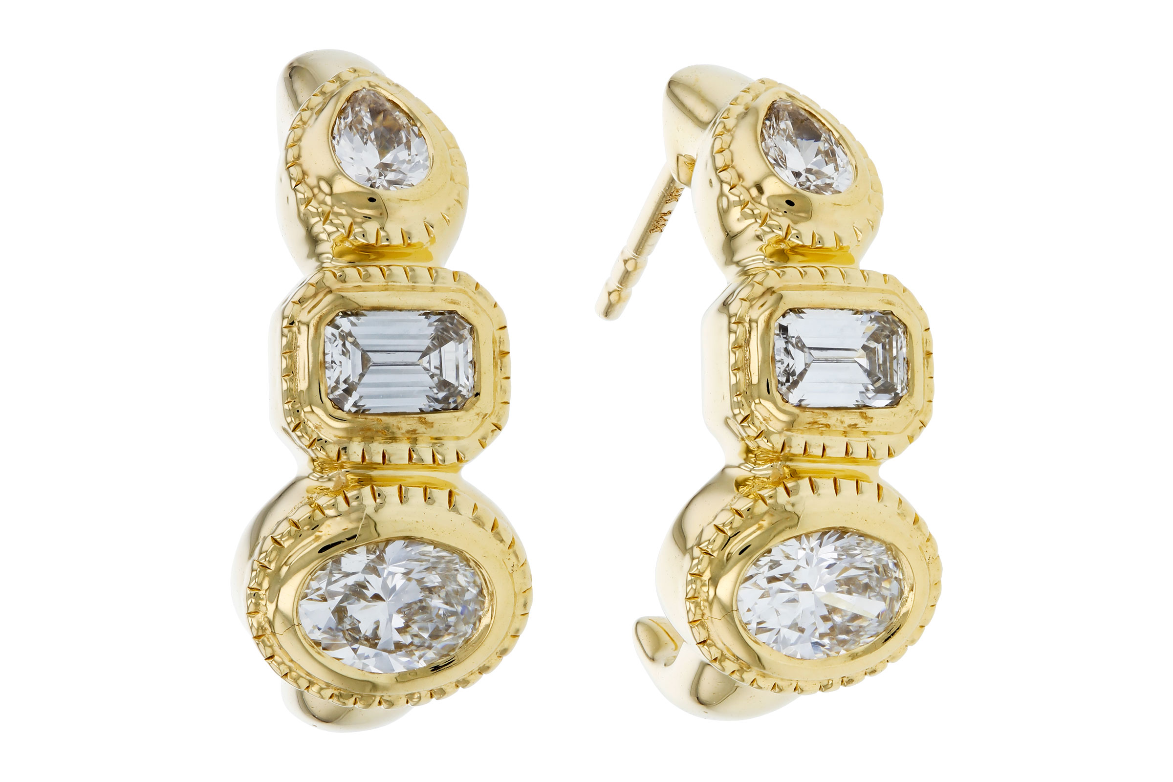 C330-38813: EARRINGS .68 TW FANCY CUT DIAMONDS