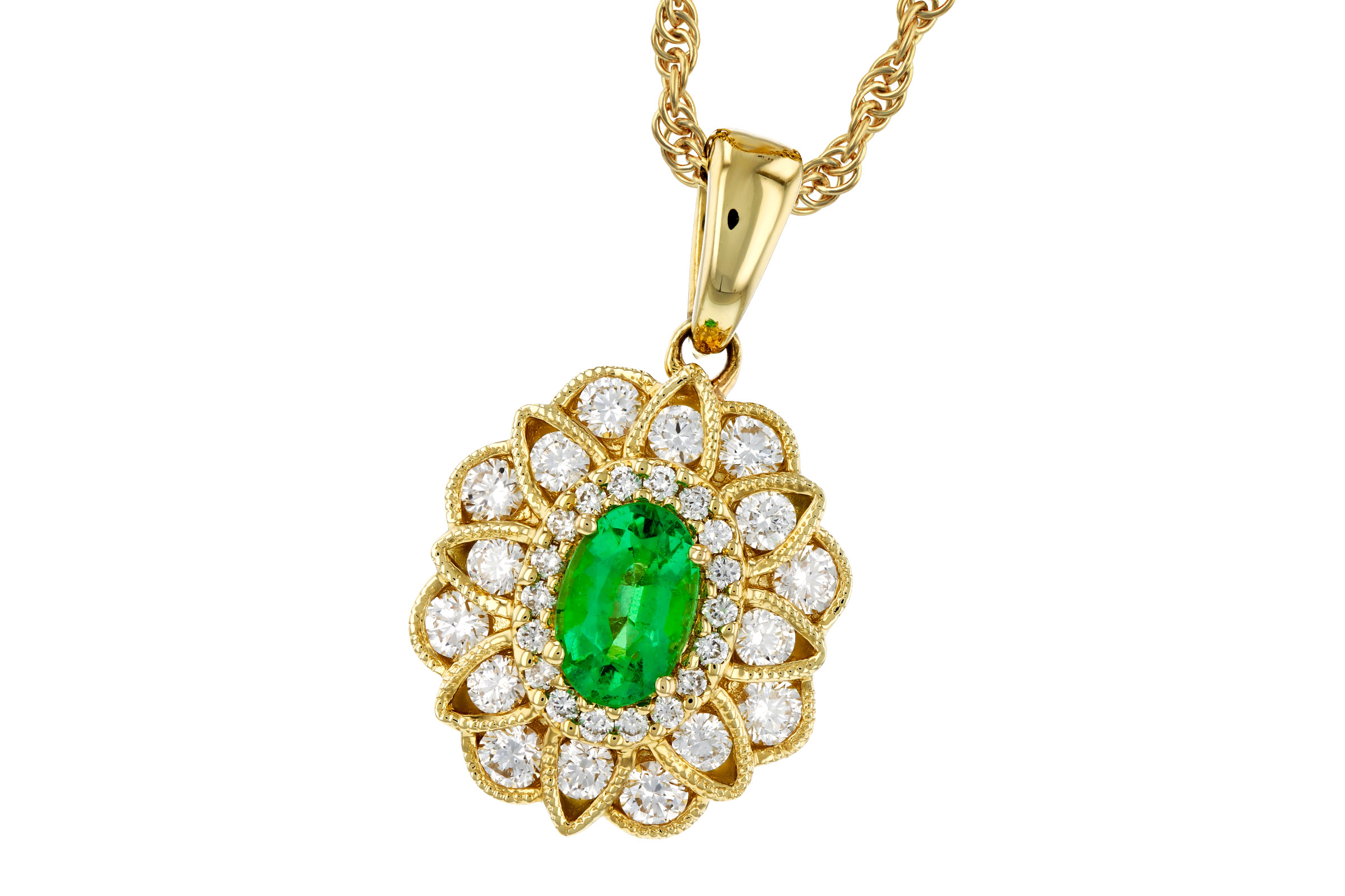 L330-37867: NECK .46 EMERALD .98 TGW (6X4 EMER)