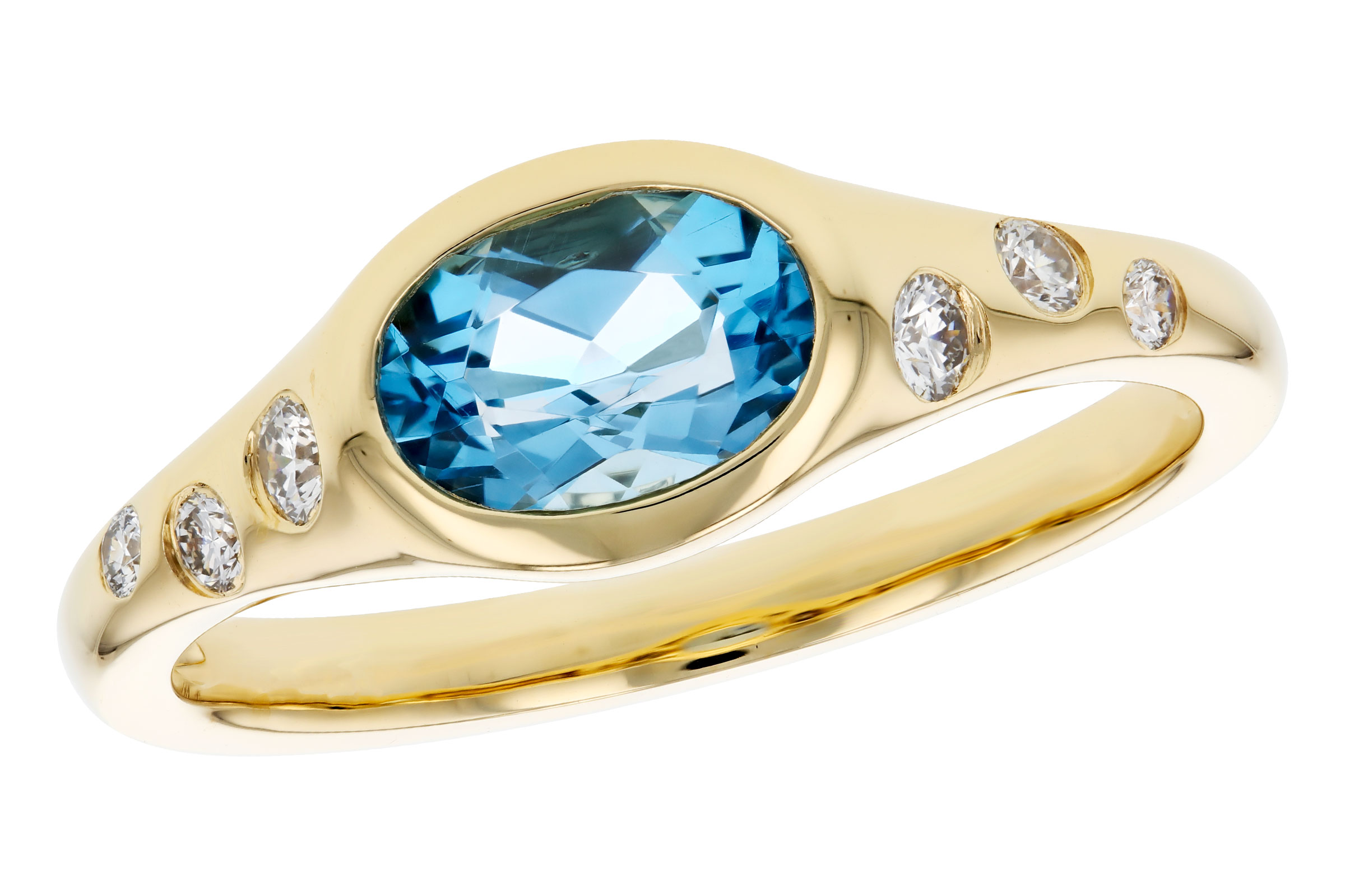 L330-38749: LDS RG .94 BLUE TOPAZ 1.08 TGW (7x5MM OV)