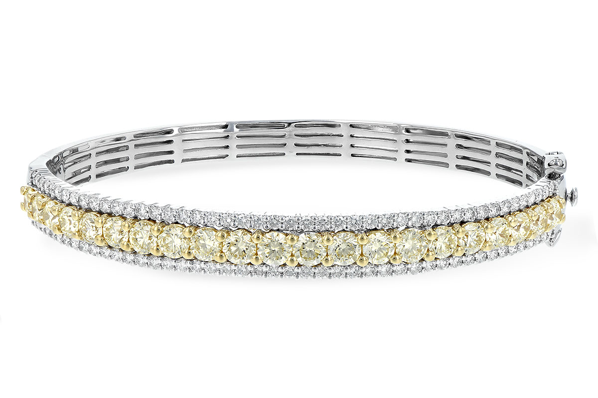 M244-03303: BANGLE 4.20 YELLOW DIAS 5.63 TW